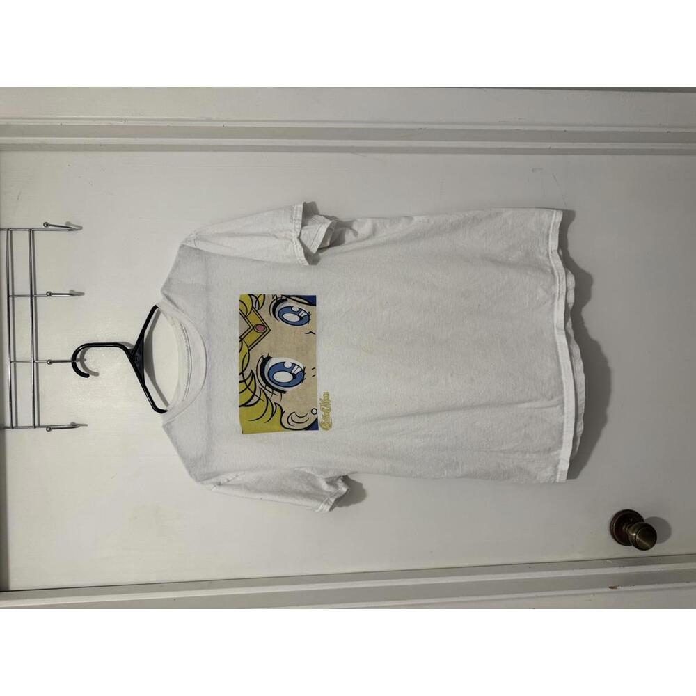Sailor Moon White Graphic T-Shirt with Blue Eyes Print Size Large